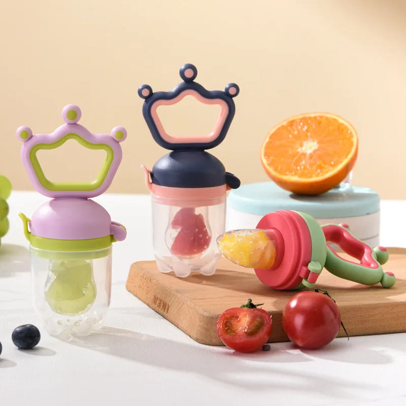 Baby Ollie “ChewBloom” Fruit Feeder & Teether