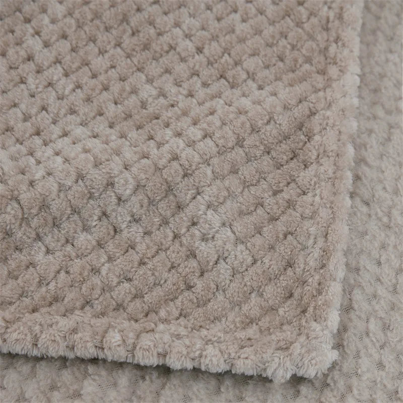 Baby Ollie "SnuggleNest" Fleece Cot Blanket – Ultra-Soft & Warm for Newborns and Toddlers