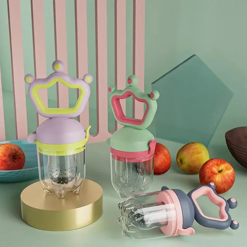 Baby Ollie “ChewBloom” Fruit Feeder & Teether