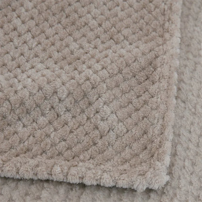 Baby Ollie "SnuggleNest" Fleece Cot Blanket – Ultra-Soft & Warm for Newborns and Toddlers